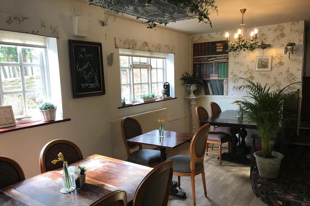 Photo of Others in Melton Mowbray