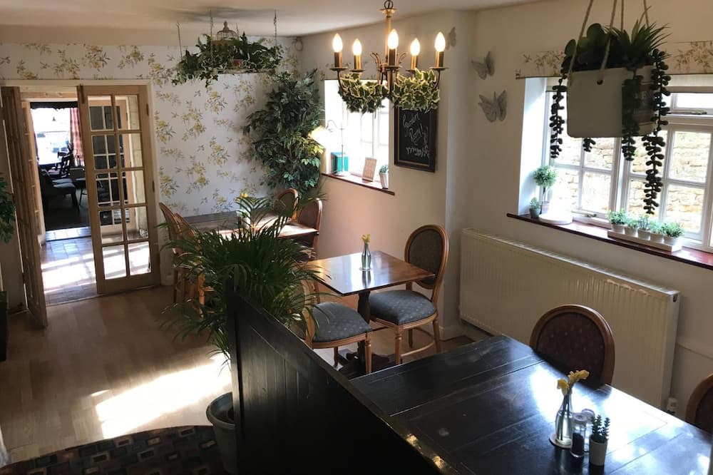 Photo of Others in Melton Mowbray