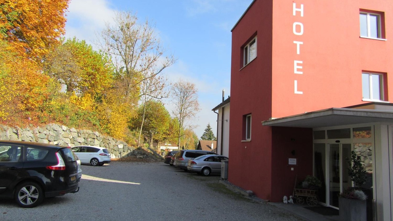 Photo of Others in Zuzwil