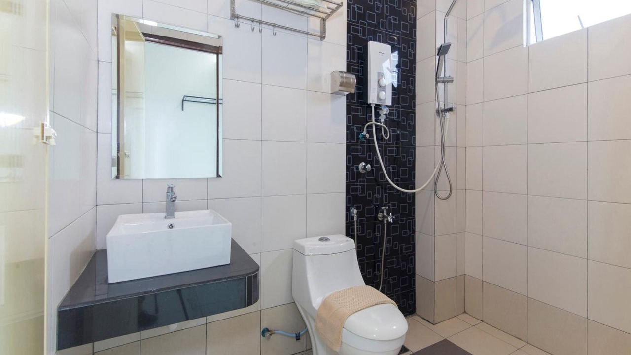 Photo of Others in Bahau