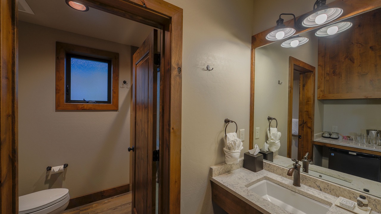 Photo of Bathroom in West Yellowstone