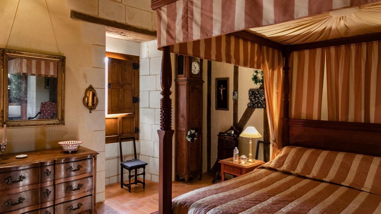 Photo of Others in Louerre