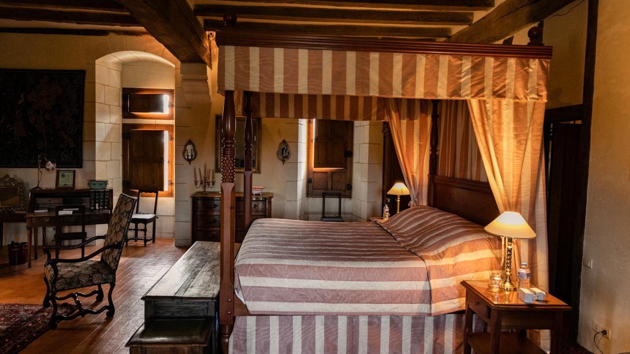 Photo of Others in Louerre