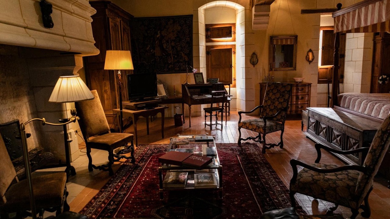 Photo of Others in Louerre