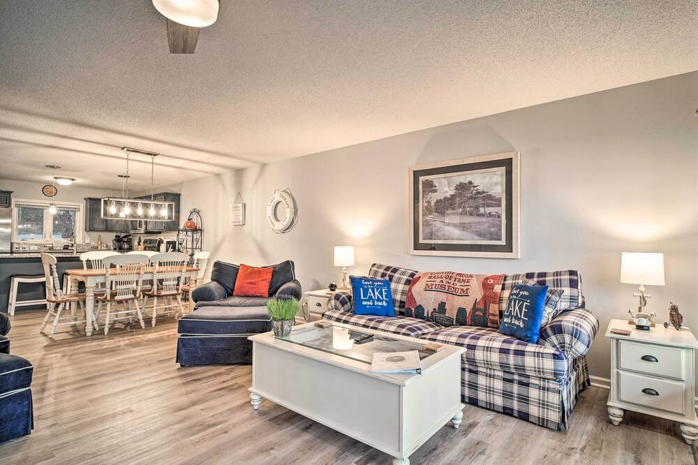 Photo of Livingroom in La Follette