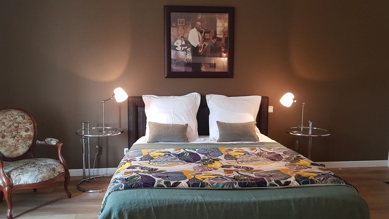 Photo of Bedroom in Locoal-Mendon