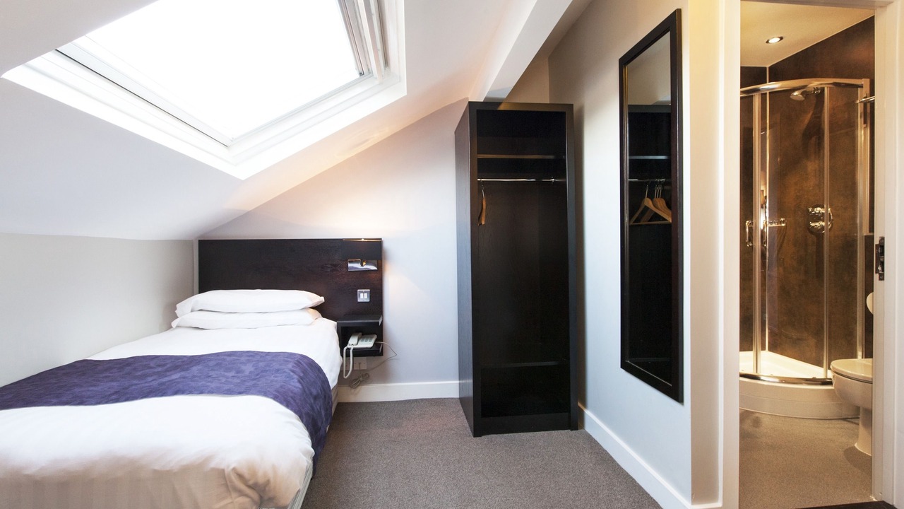 Photo of Bedroom in Shipley