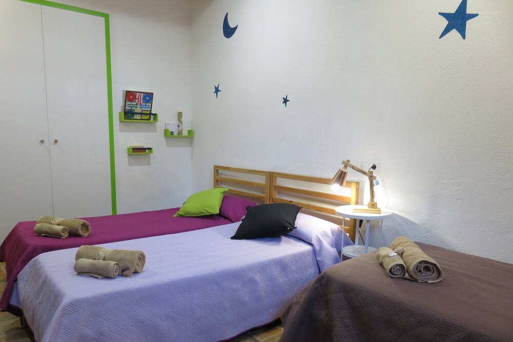 Photo of Bedroom in Llers