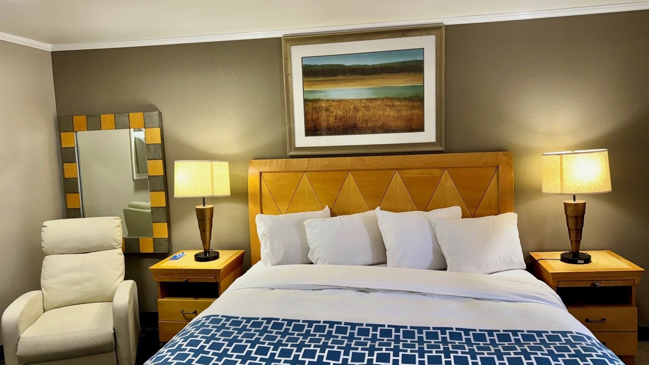 Photo of Bedroom in Adams