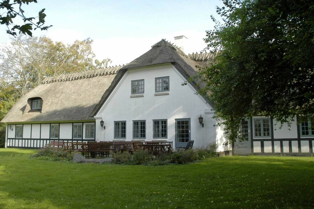 Photo of Others in Ronæs