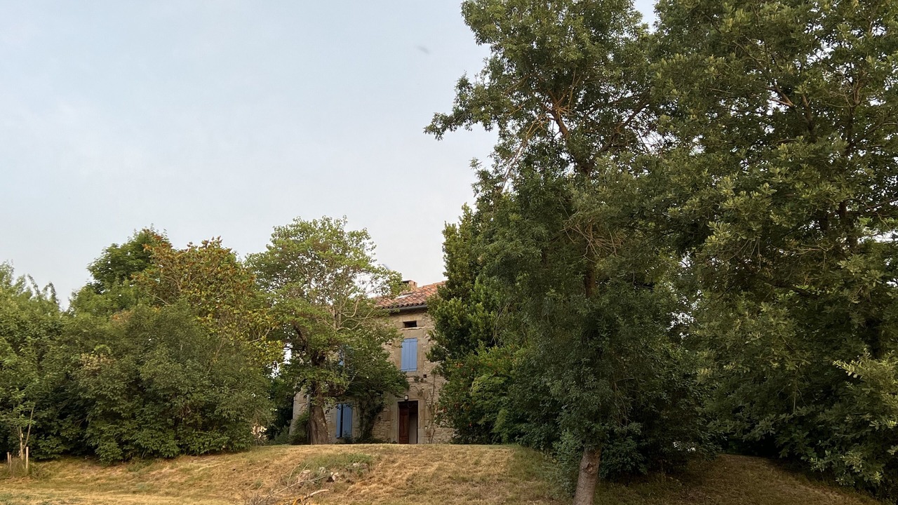 Photo of Outdoor in Aguts