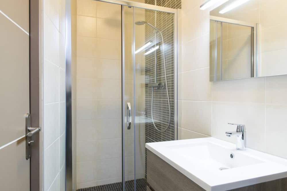Photo of Bathroom in Dobree-Bon Port