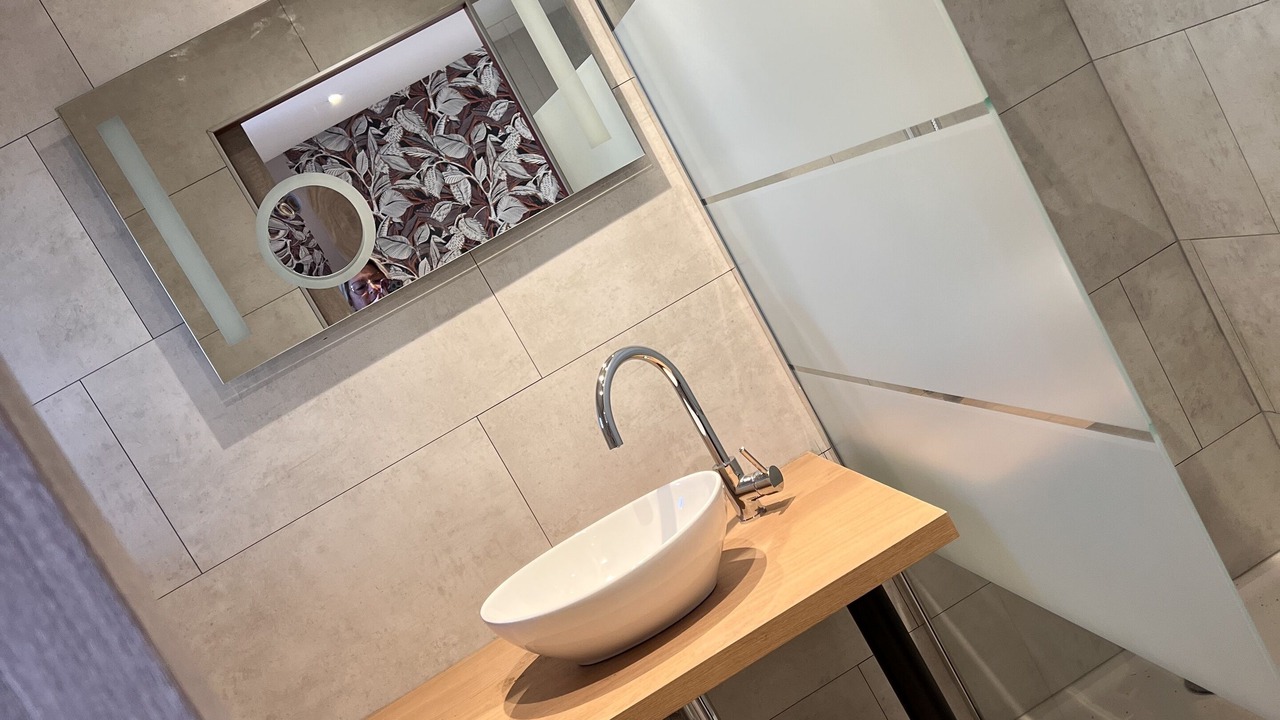 Photo of Bathroom in La Cote-Saint-Andre