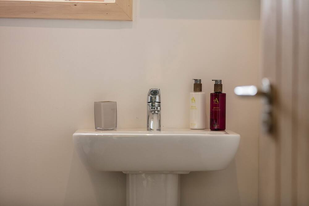 Photo of Bathroom in Garve