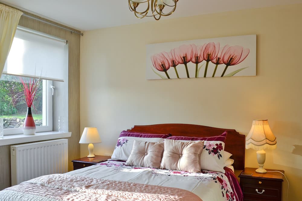 Photo of Bedroom in Kilmun