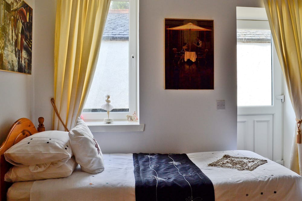 Photo of Bedroom in Kilmun