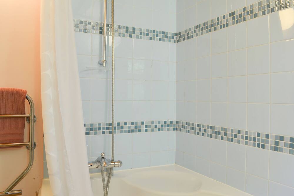 Photo of Bathroom in Orton