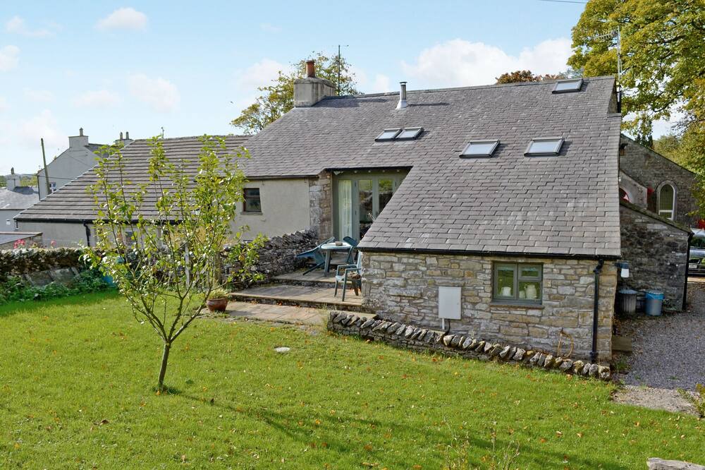 Photo of Outdoor in Orton