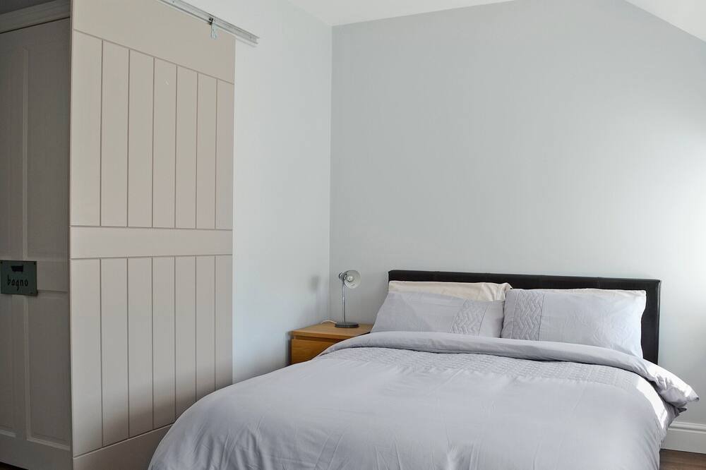 Photo of Bedroom in Pentrefelin