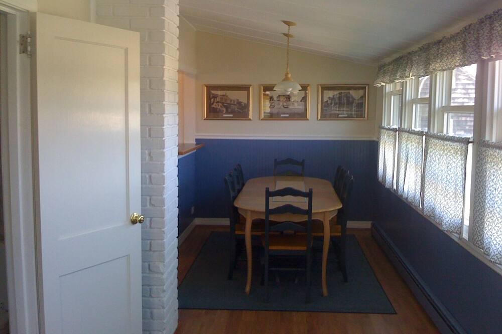 Photo of Kitchen in Middlesex County