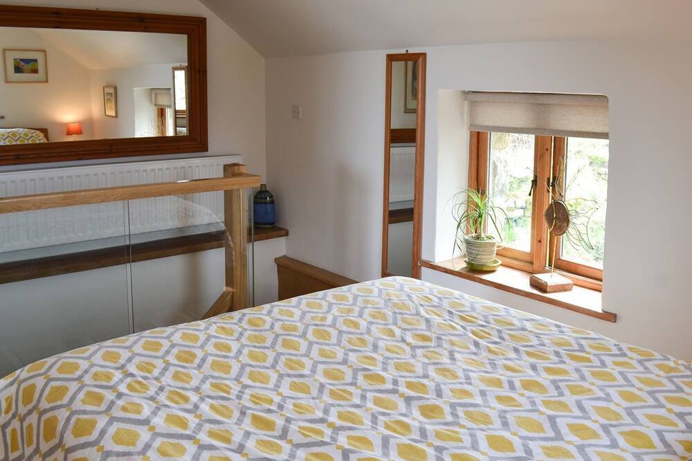 Photo of Bedroom in Lower Boscaswell