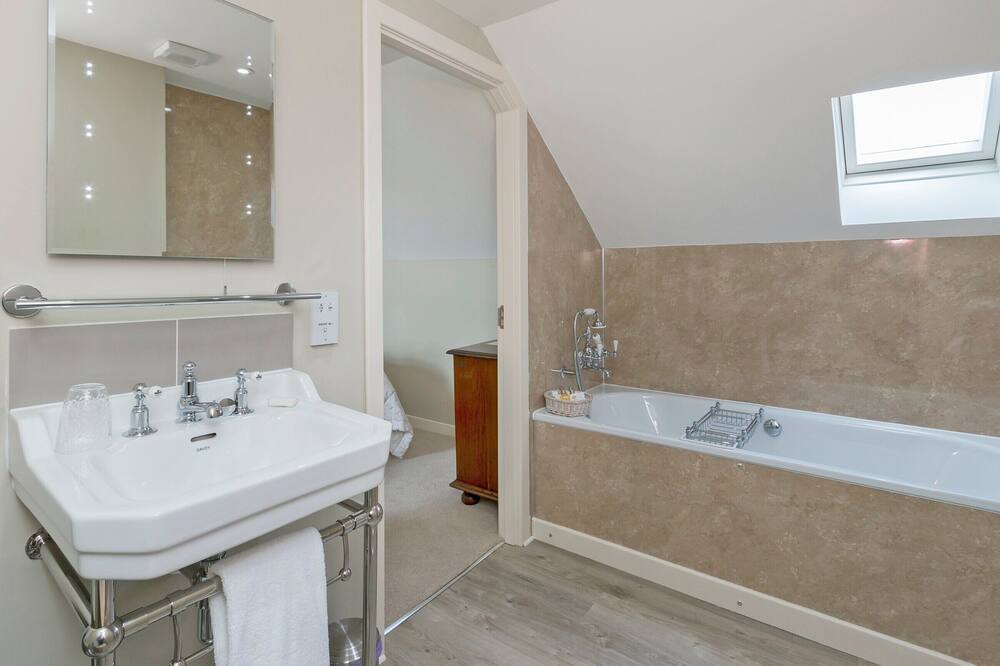 Photo of Bathroom in Pitlochry