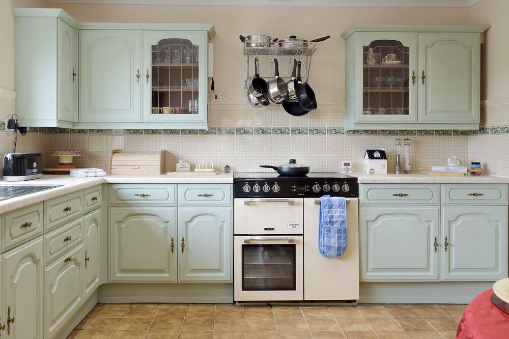 Photo of Kitchen in Narberth