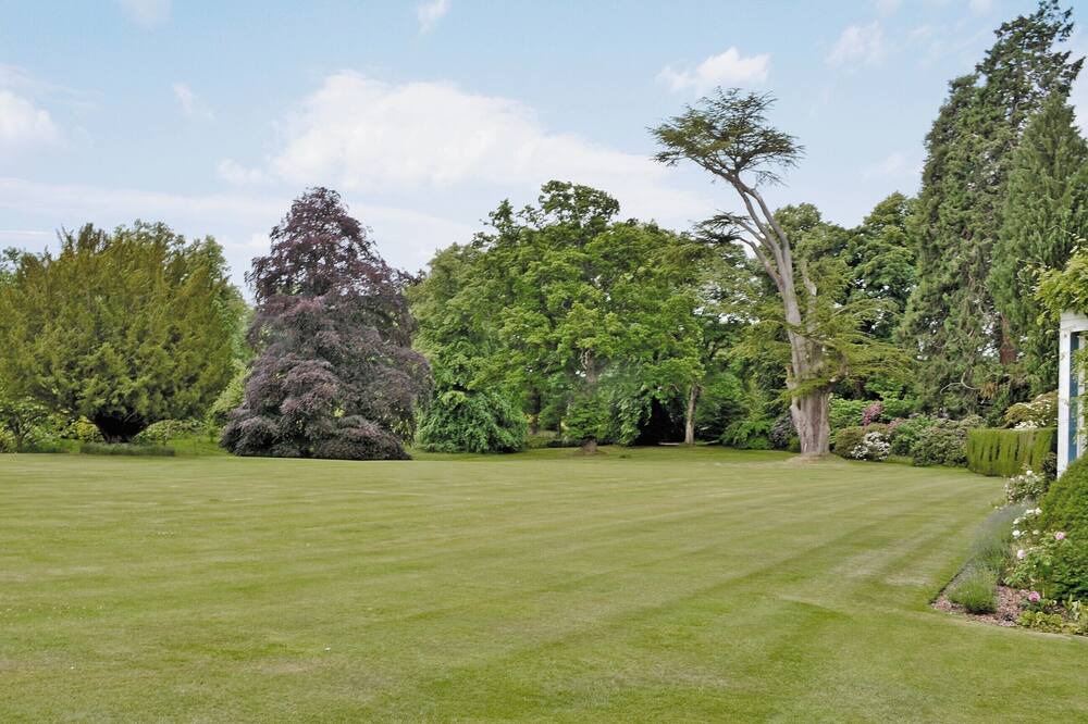 Photo of Others in Perth