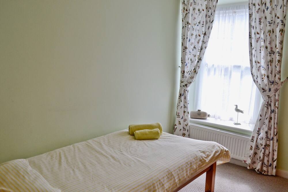 Photo of Bedroom in Portreath