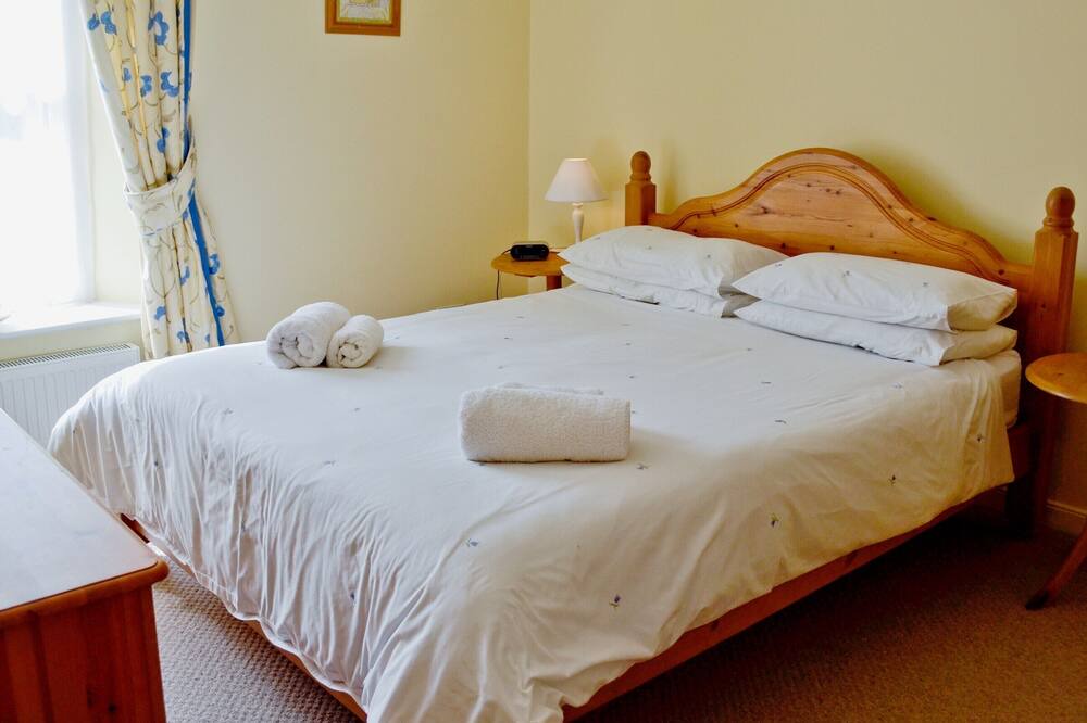 Photo of Bedroom in Portreath