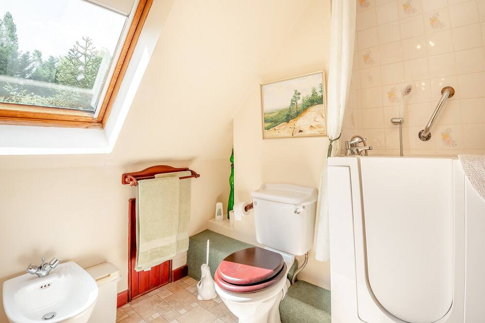 Photo of Bathroom in Newent