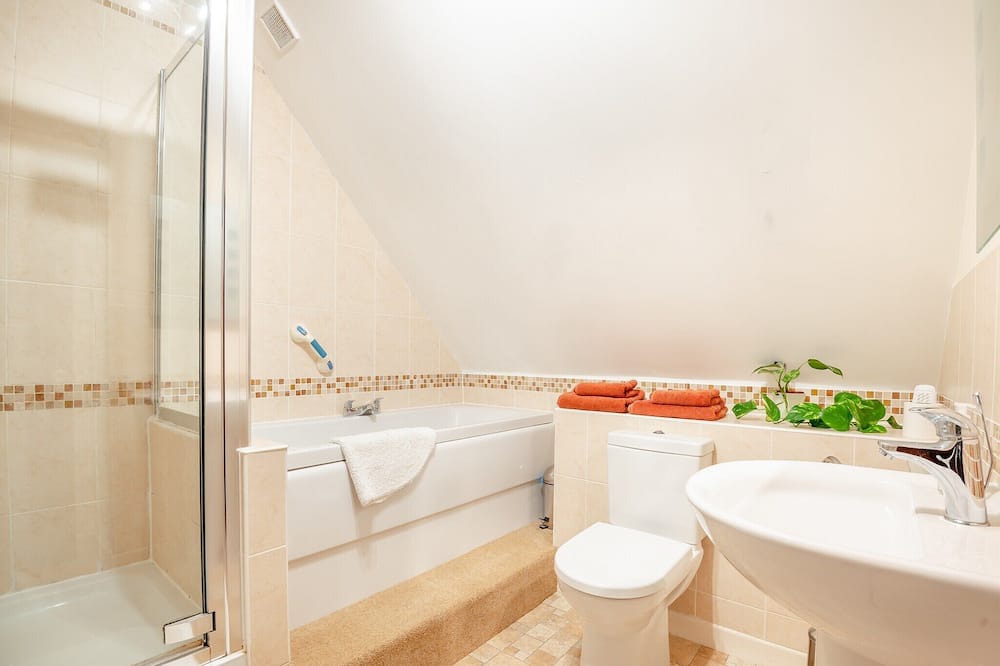Photo of Bathroom in Newent