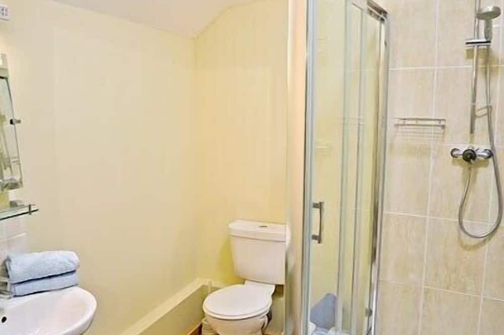 Photo of Bathroom in Robertsbridge