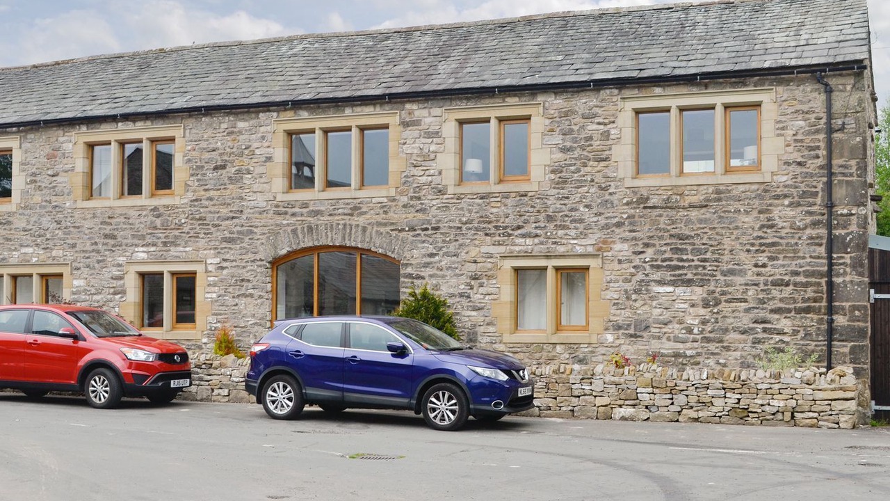 Photo of Outdoor in Orton