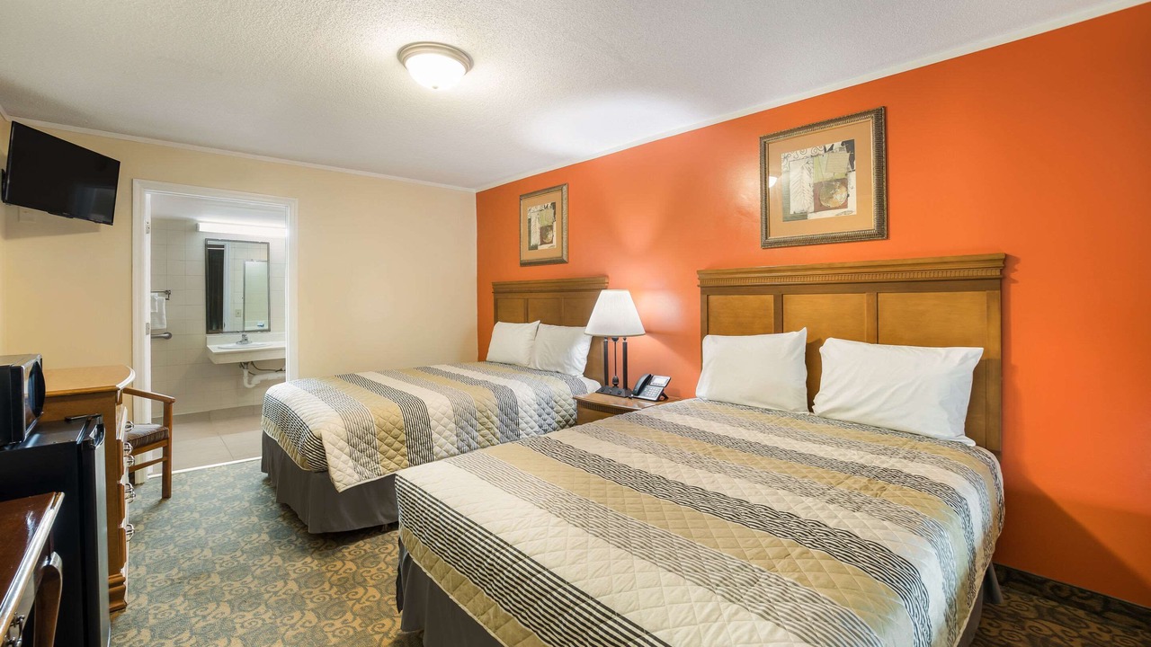 Photo of Bedroom in Adel