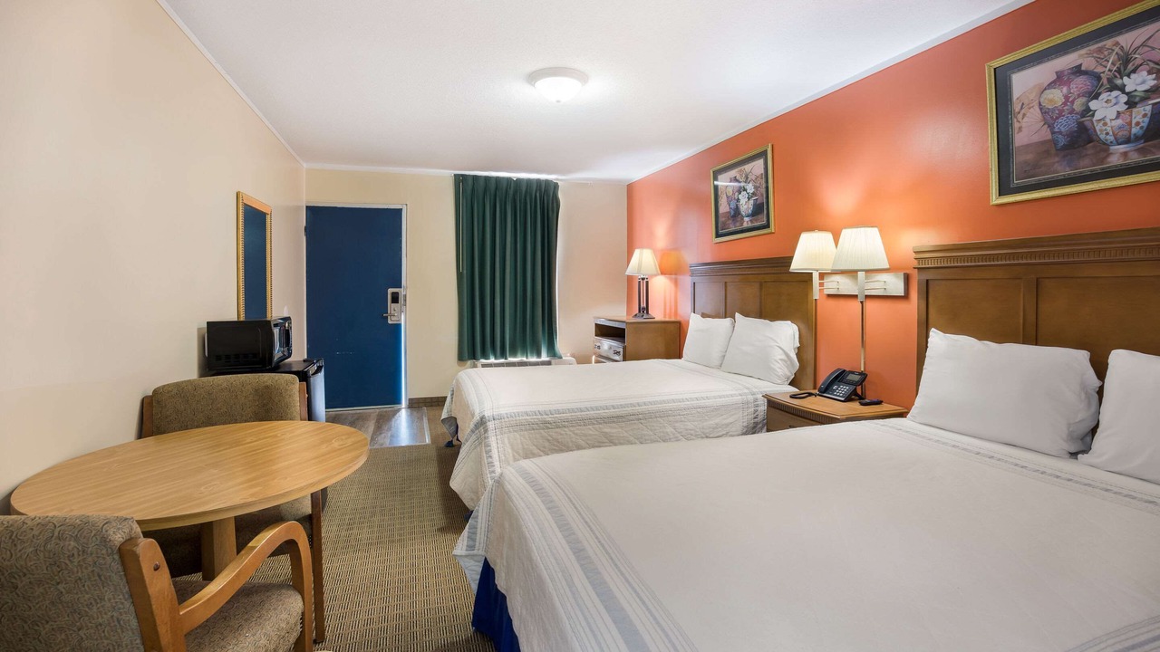 Photo of Bedroom in Adel