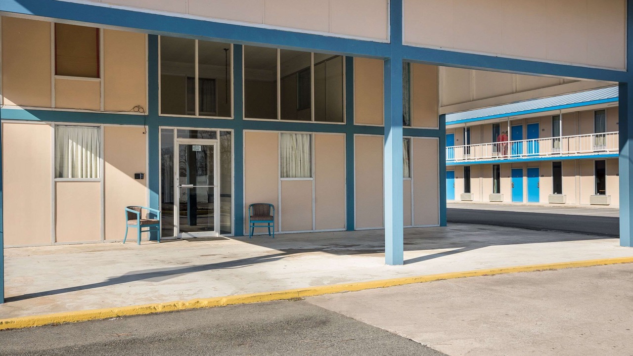 Photo of Outdoor in Adel