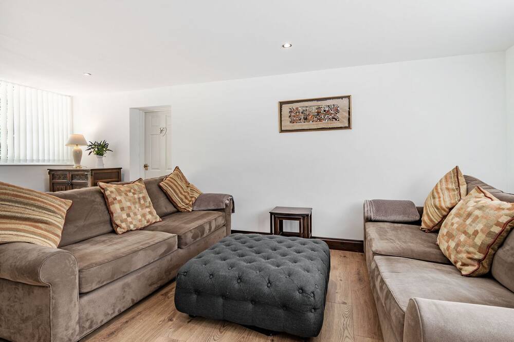 Photo of Livingroom in Postwick with Witton