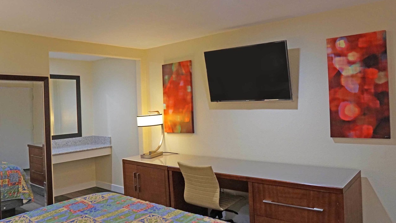 Photo of Bedroom in South San Gabriel