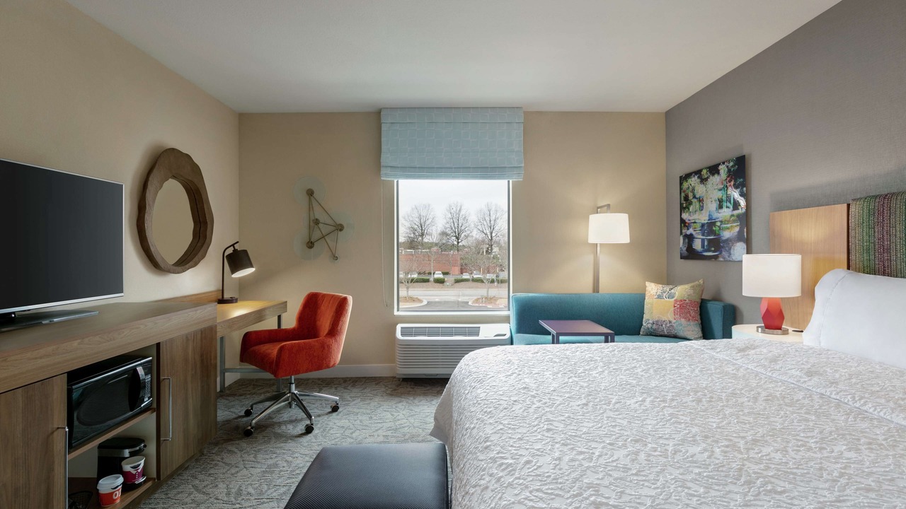 Photo of Bedroom in Johns Creek
