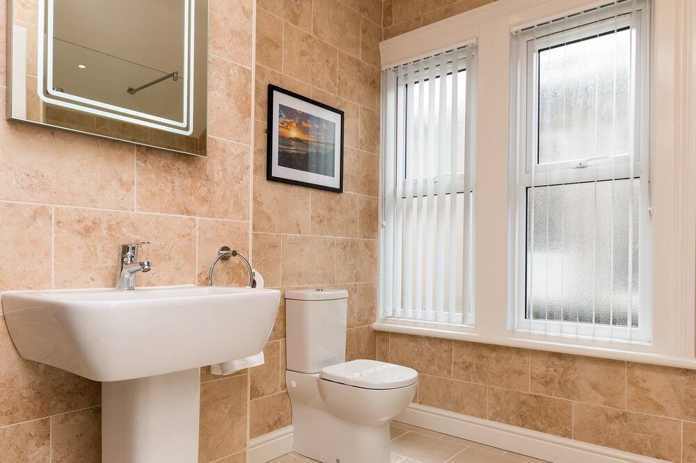Photo of Bathroom in Weston-super-Mare
