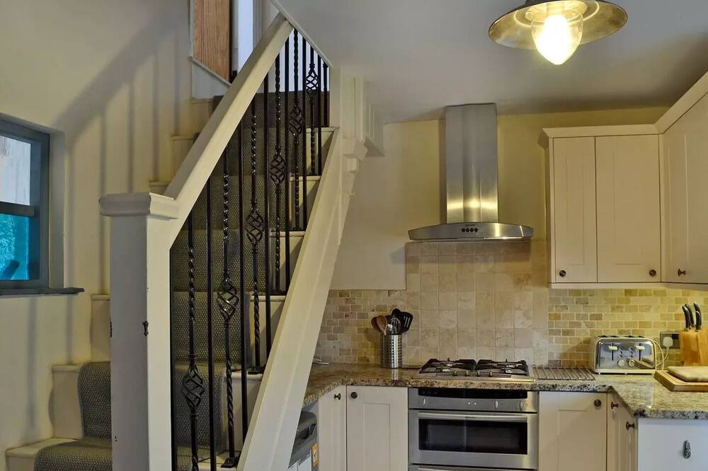 Photo of Kitchen in New Mills