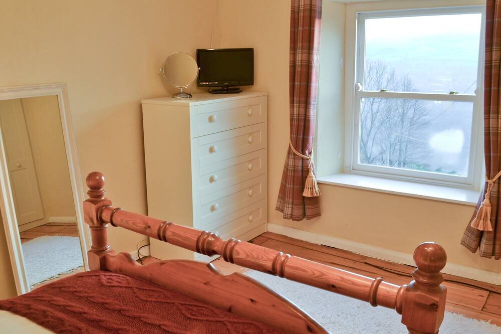 Photo of Bedroom in New Mills