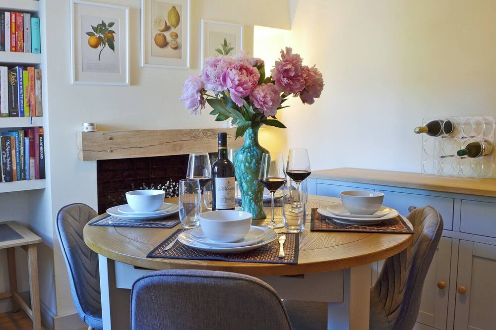 Photo of Others in Broad Oak