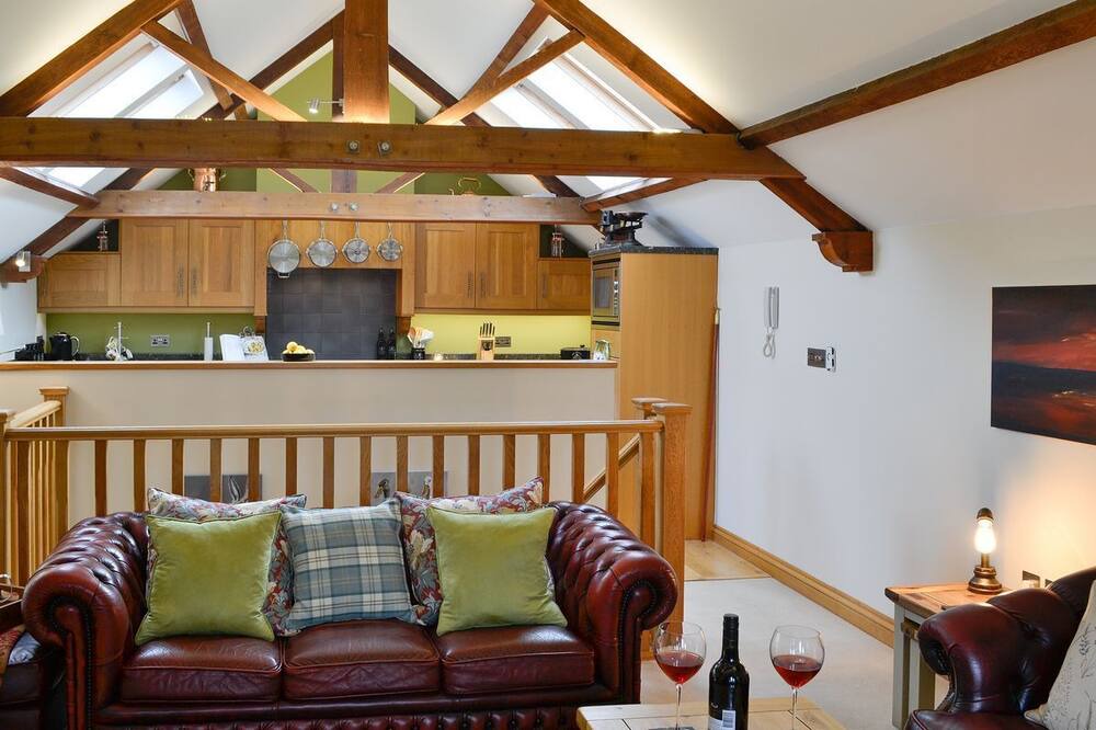 Photo of Livingroom in Wing