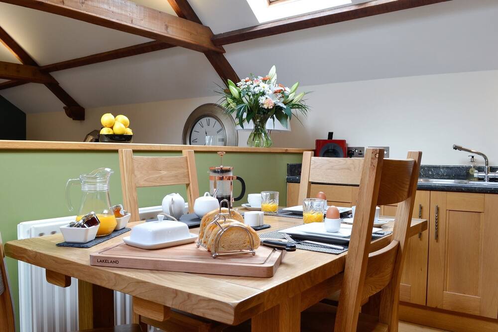 Photo of Others in Wing