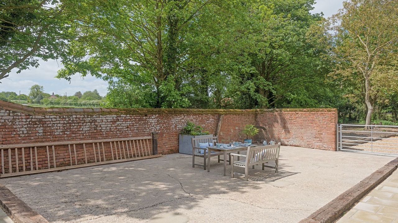 Photo of Outdoor in Foxley