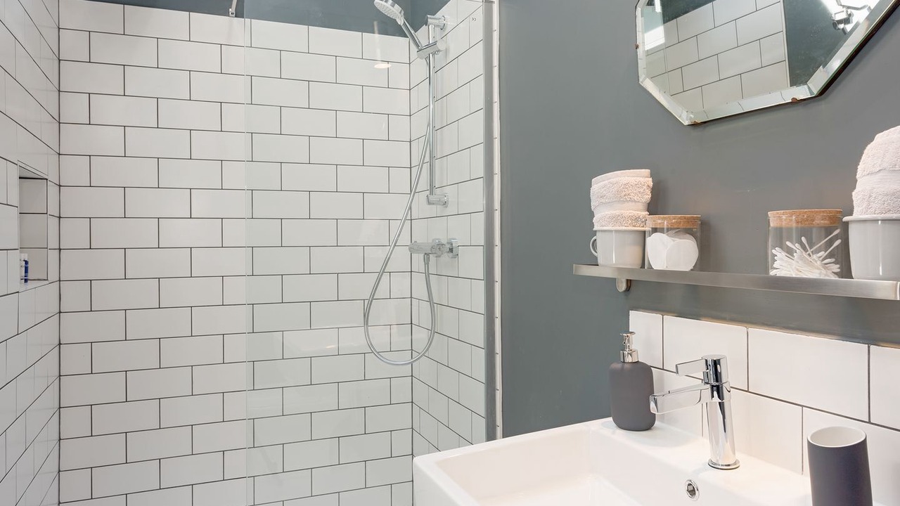 Photo of Others in Foxley