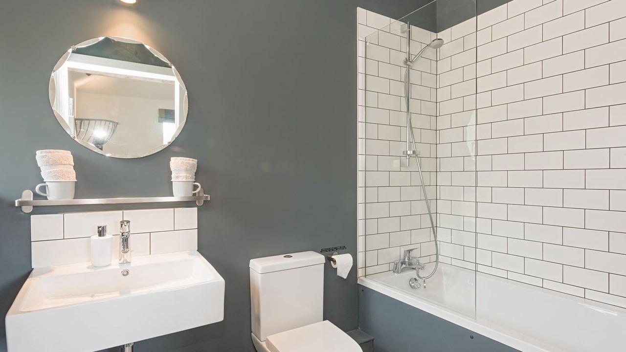 Photo of Others in Foxley