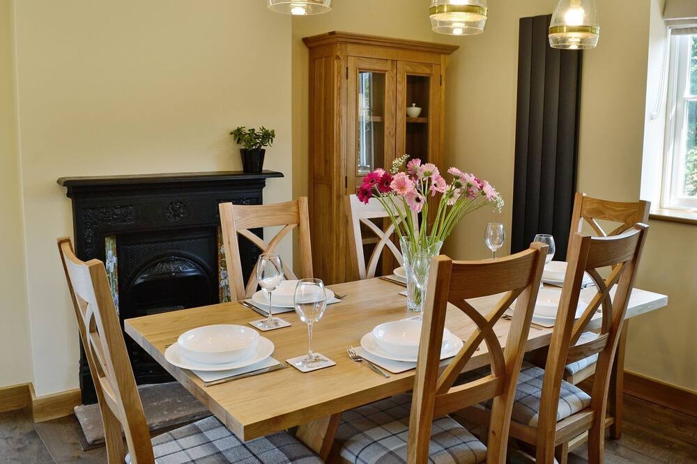 Photo of Kitchen in Wing